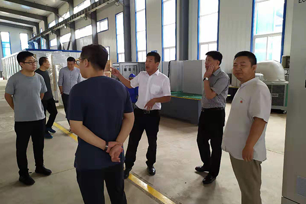 遼寧省朝陽市領(lǐng)導(dǎo)到我公司視察產(chǎn)業(yè)園區(qū)建設(shè)進(jìn)度 遼寧省朝陽市領(lǐng)導(dǎo)到我公司視察產(chǎn)業(yè)園區(qū)建設(shè)進(jìn)度